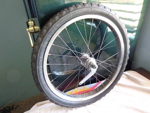 1963-64 Schwinn Stingray S-2 Center Stamp Rear Wheels & Stingray Studded Tire | eBay