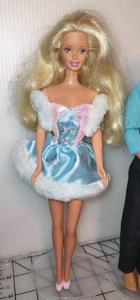 90 年代芭比娃娃套装 7 件 时尚大道带服装芭比娃娃,科视Christie,Ken — 第 2/4 张图片