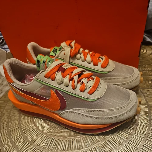 Größe 6,5 - Nike Sacai x Gerinnsel x LDWaffelnetz orange Blaze