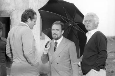Ugo Tognazzi Vittorio Gassman and Dino Risi on the film set 1971 Old Photo 1