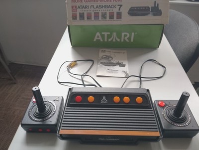 Atari Flashback 7 * Spielekonsole Inkl.  2  Wireless Controllern in OVP 