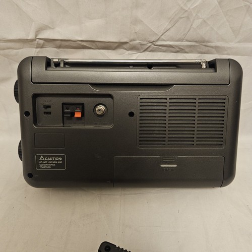 C. Crane Radio - EP PRO AM FM Portable Radio W/ Power Cord Tested Mint Condition - Picture 3 of 10
