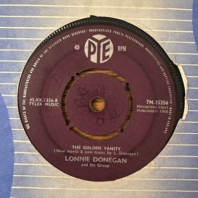 Lonnie Donegan   My Old Man's A Dustman 7'' Single 1960 PYE Skiffle 45 RPM