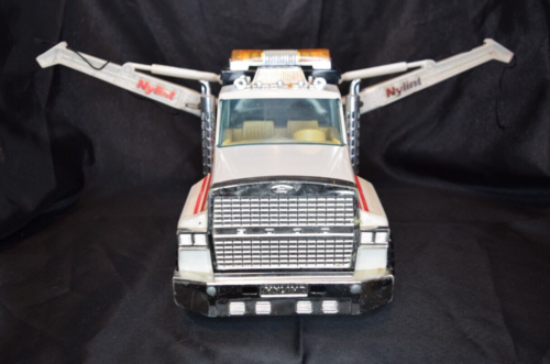 Vintage NYLINT Ford Motorcraft TWIN BOOM WRECKER TOW Truck THE BEAST - Picture 2 of 18