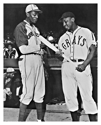 SATCHEL PAIGE AND JOSH GIBSON NEGRO LEAUGE BASEBALL PLAYERS 8X10 B&W PHOTO