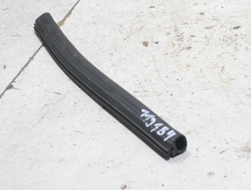 BMW X3 X83 E83 Bj 05 Dichtung Front Motorhaube  #119184-E220