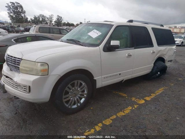 Used Hood fits: 2008 Lincoln Navigator Grade A - Image 3 of 4