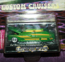 RACING CHAMPIONS 1999 LOWRIDERS '50 MERCURY CONVERTIBLE ISSUE 2 LTD