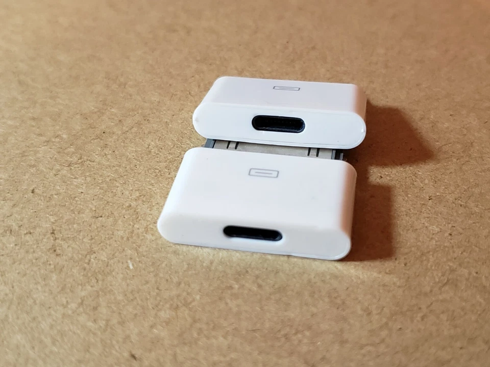 🔥Lote de 2 adaptadores de 8 pines iPhone 5/6/7/8 a 30 pines para iPhone 4S iPad 2 3 🔥 Foto 2 de 4