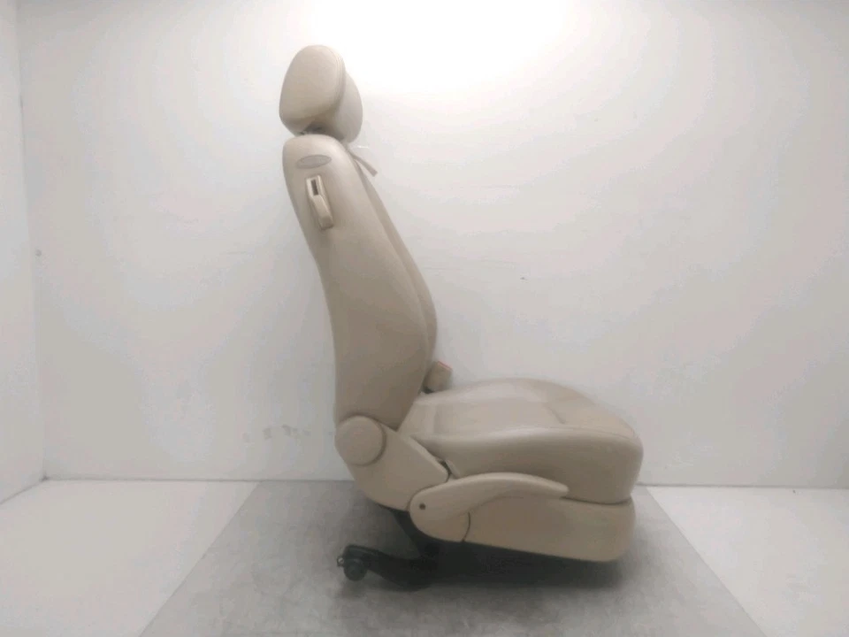 SIEGE AVANT DROIT ( PASSAGER ) Volkswagen New Beetle (9C1/9G1) 2003 1C0881776F - Photo 4/4