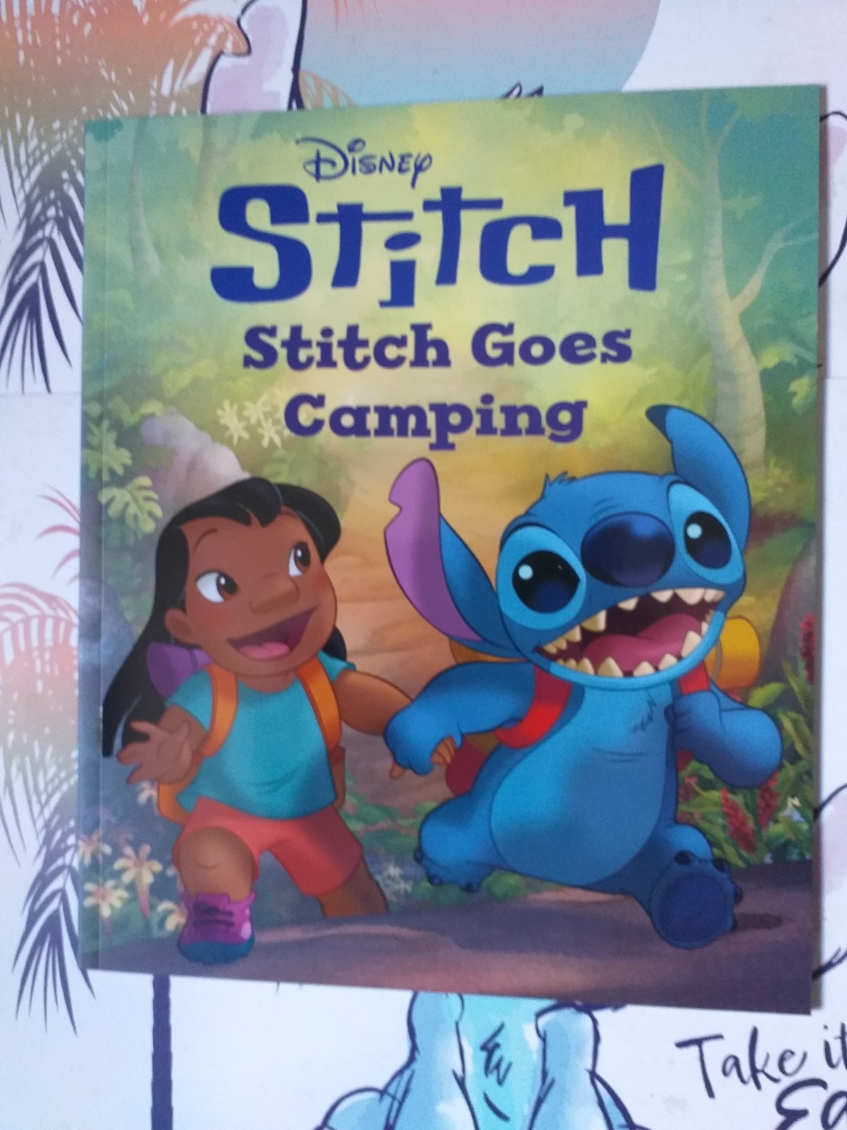 DISNEY STITCH - STITCH GOES CAMPING PAPERBACK