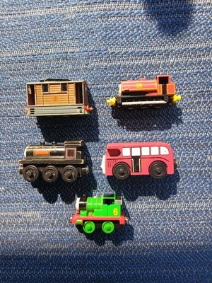 RARE 5 UNIQUE Thomas The Tank Train 2 Wooden,1993 ERTL,1998 ERTL,2002 VINTAGE  
