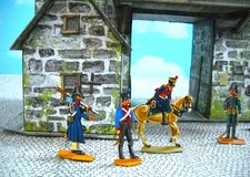 30MM FLAT ZINNFIGUREN ANTIQUE NAPOLEONIC GENERAL STAFF  PLUS BUILDING,BEAUTIFUL
