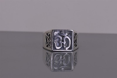 Sterling Silver 14mm Carved Om Symbol Signet Statement Band Ring 9g 925 Sz: 13