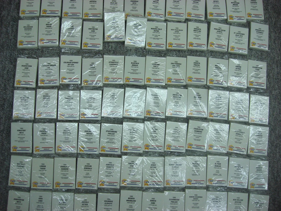 1993 FLEER PROCARDS MINOR LEAGUE TEAM SETS !! 44 DIFF. ALL SEALED AND ORIGINAL - Image 4 of 4