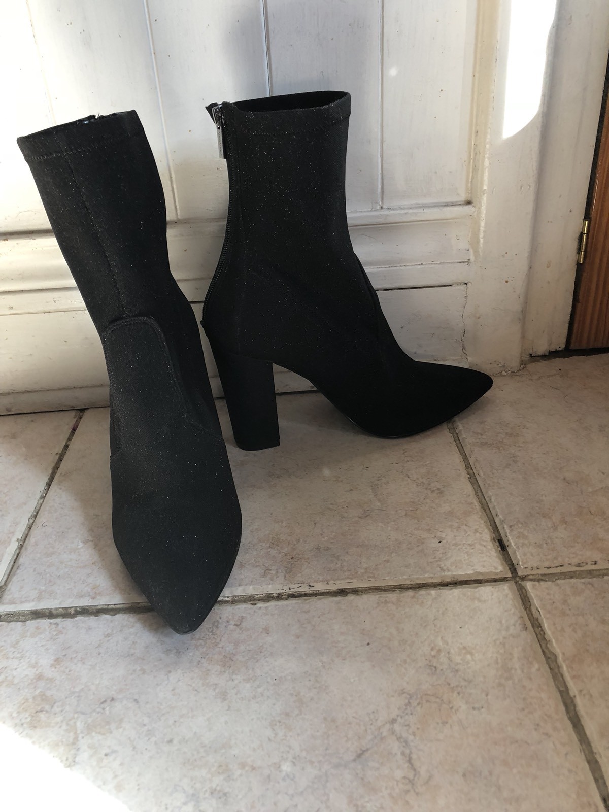 NEU KURT GEIGER CARVELA ‘GLINT’ SOCK BOOT HEELS 40 NEU KURT GEIGER CARVELA ‘GLINT’ SOCK BOOT HEELS 40