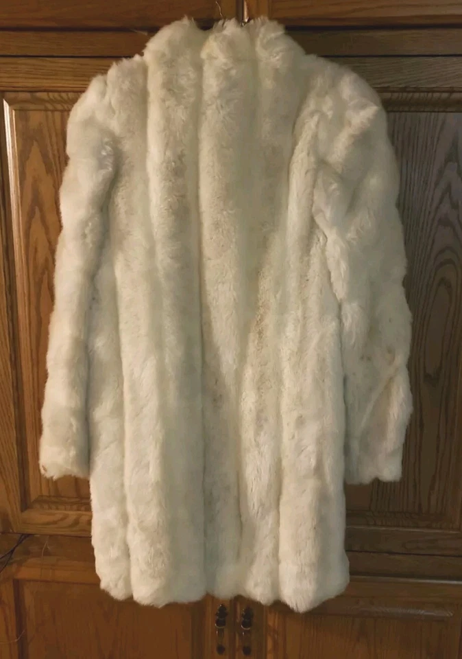 JORDACHE 奶油和灰色膝盖长度 ACRYLIC 混合毛皮大衣 尺寸 9/10 预购 — 第 2/4 张图片