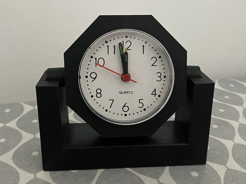 Black Abstract Art Quartz Clock   - New - Image 2 of 4