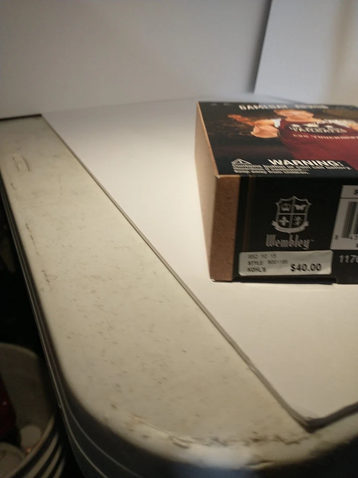 Gameday Apron Light-Up and Cheer football Tailgates and Touchdowns BBQ - NEW - Image 4 of 4