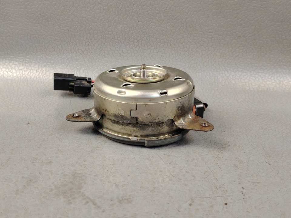 HONDA CRZ FIT 1.5L INSIGHT 1.3L RADIATOR FAN MOTOR ASSEMBLY 19030-RB0-014 - Image 4 of 4