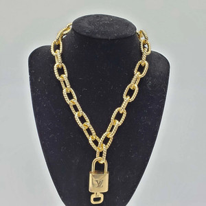 Authentic Authentic Louis Vuitton Lock & Key w/ Unbranded Gold Plated Gold Chain Necklace