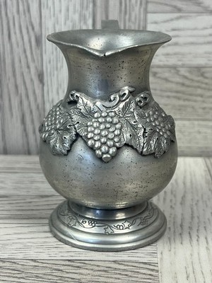 Französischer Zinnkrug/Krüge - Traubenmotiv - Vintage - gestempelt - Ornament