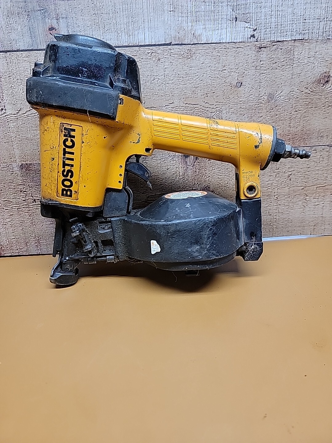 BOSTITCH RN45B1 Coil Roofing Nailer Untested eBay