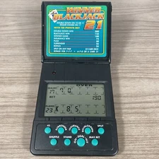 Radica Winner Blackjack 21 -Model 1750- LCD Handheld Game-TESTED