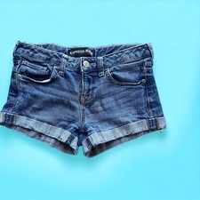 Express Jeans Bootie Shorts Cuffed 99 cotton 1 spandex Size 0