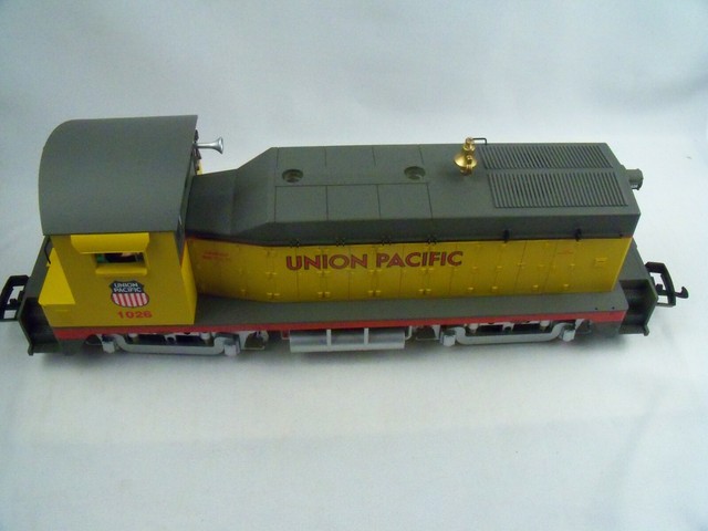 g scale union pacific locomotive