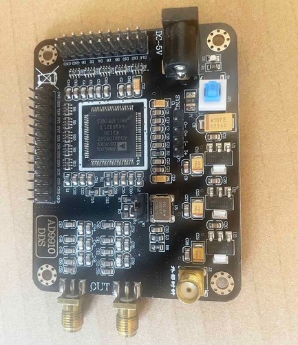 AD9910 Modulo DDS 14bit DAC 420M Uscita 1GSPS Generatore di Segnale Frequenza di Campionamento - Foto 1 di 6