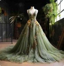 Vintage Forest Fariy Green Wedding Dresses with 3D Flowers Tulle Bridal Gowns