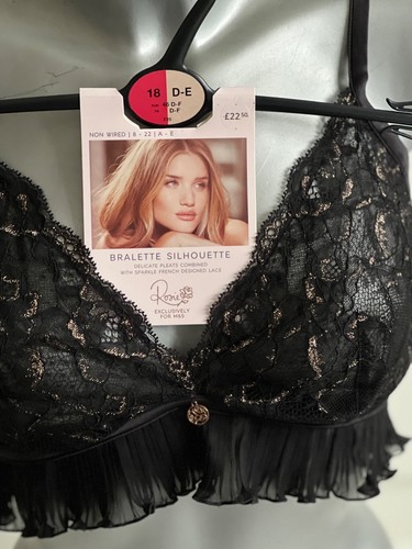 M&S ROSIE PLIEGUE NEGRO Y ENCAJE SIN CABLE BRALETTE A-E - Imagen 2 de 4