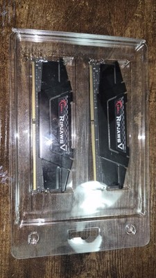 G.Skill RipJaws 32GB (2x16GB) RAM DDR4 3200MHz F4-3200C16D-32GVK