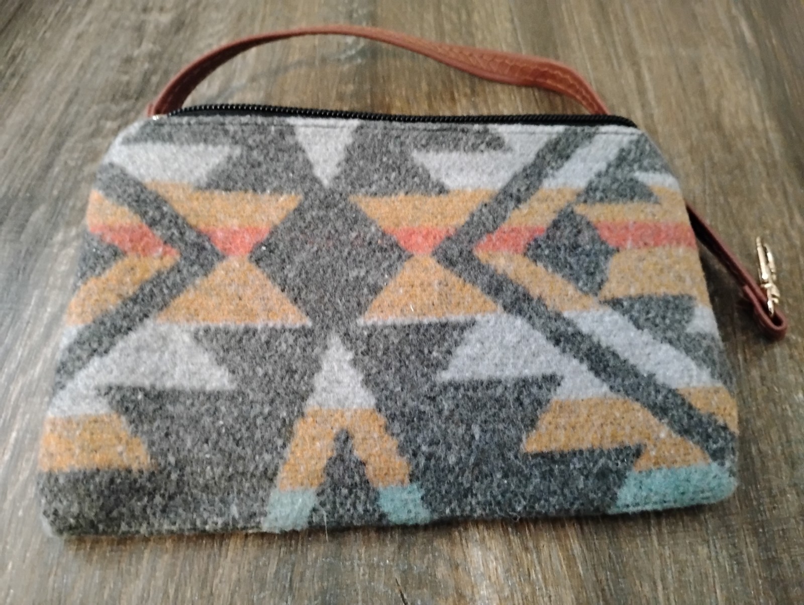 NOT PENDLETON DIFFERENT DESIGNS ON EACH SIDE NATI… - image 14
