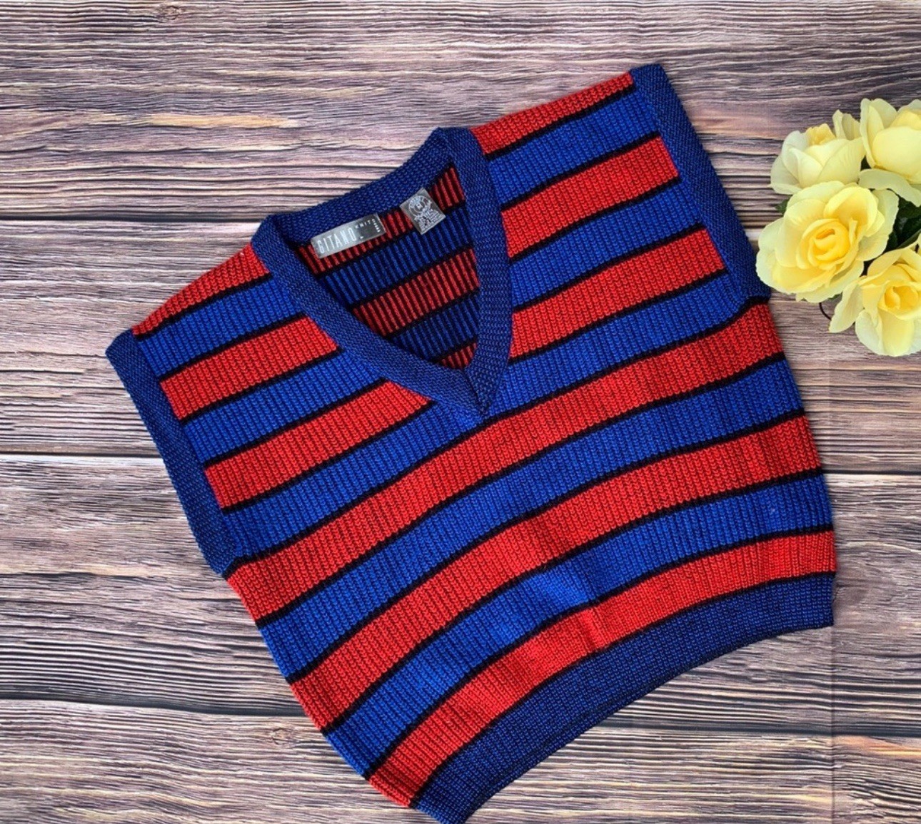 GUC Gitano Vintage Red & Blue Knit Cropped Sweater Sz M FREE SHIPPIN