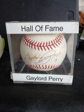 Gaylord Perry Cards, Rookie Card and Autographed Memorabilia Guide 21