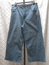 Women's Sz. 10 Gloria Vanderbilt, Shape Effect Tummy Sculpt Jeans NWT