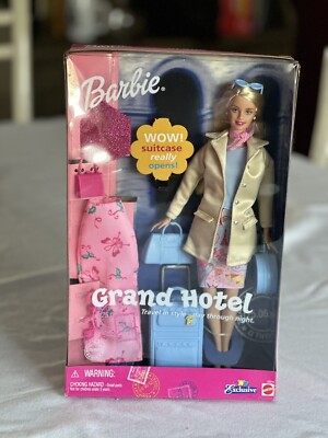 Grand Hotel Barbie Doll 2001 Toys 'R' Us Store Exclusive