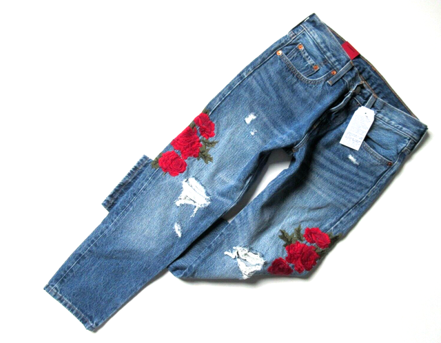 Rose Embroidered Taper Cropped Jeans Sz 