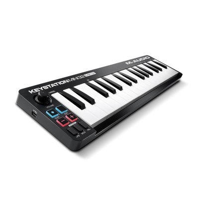 Keystation Mini 32 MK3 USB MIDI Keyboard Controller mit 32 Geschwindigkeitsempfindlichen