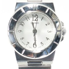 Неизвестное Seiko Lukia Analog Quartz Women