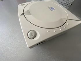 SEGA DREAMCAST BUNDLE Dreamcast Console Controller Keyboard Games *TEMPERAMENTAL