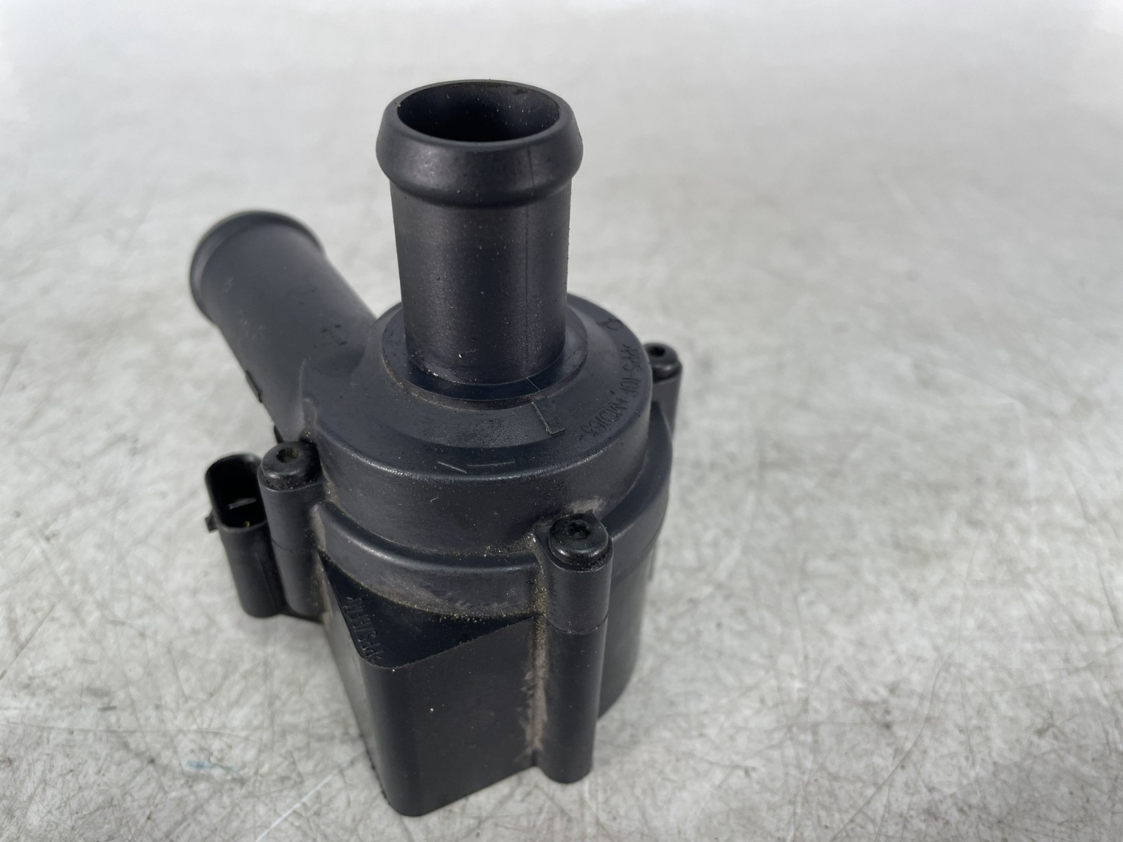 ✅ 2012-2018 OEM Bentley Continental GT Additional Auxiliary Coolant Water Pump