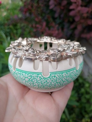 Hübscher Potpourri Topf - Hochzeit zwischen Metall Rosen Design Deckel und handgegossenem Boden