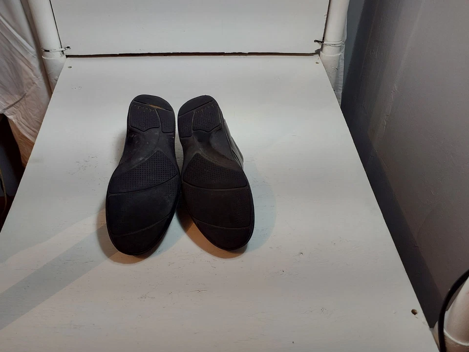 Zapatos cómodos Oxford para hombre Dansko Justin negros lisos con puntera de cuero Foto 4 de 4
