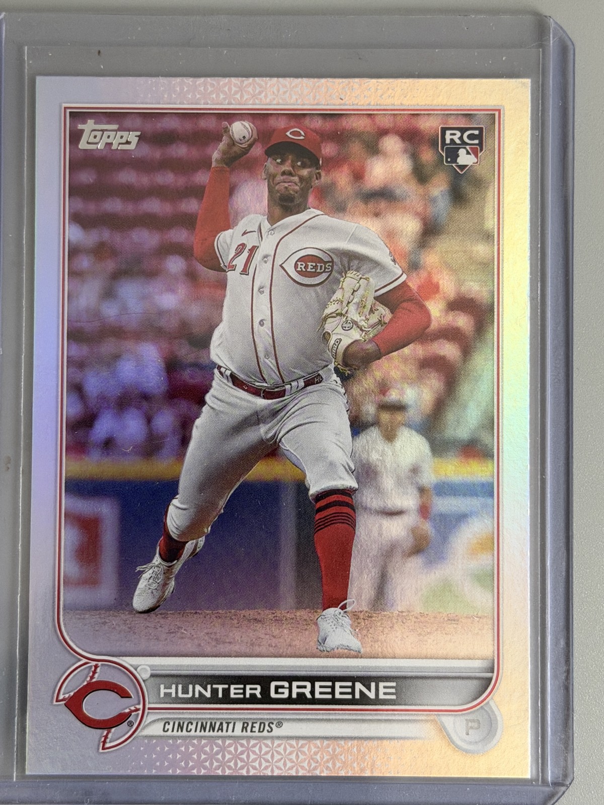 2022 Topps Update Series - Hunter Greene #US160 Rainbow Foil (RC)