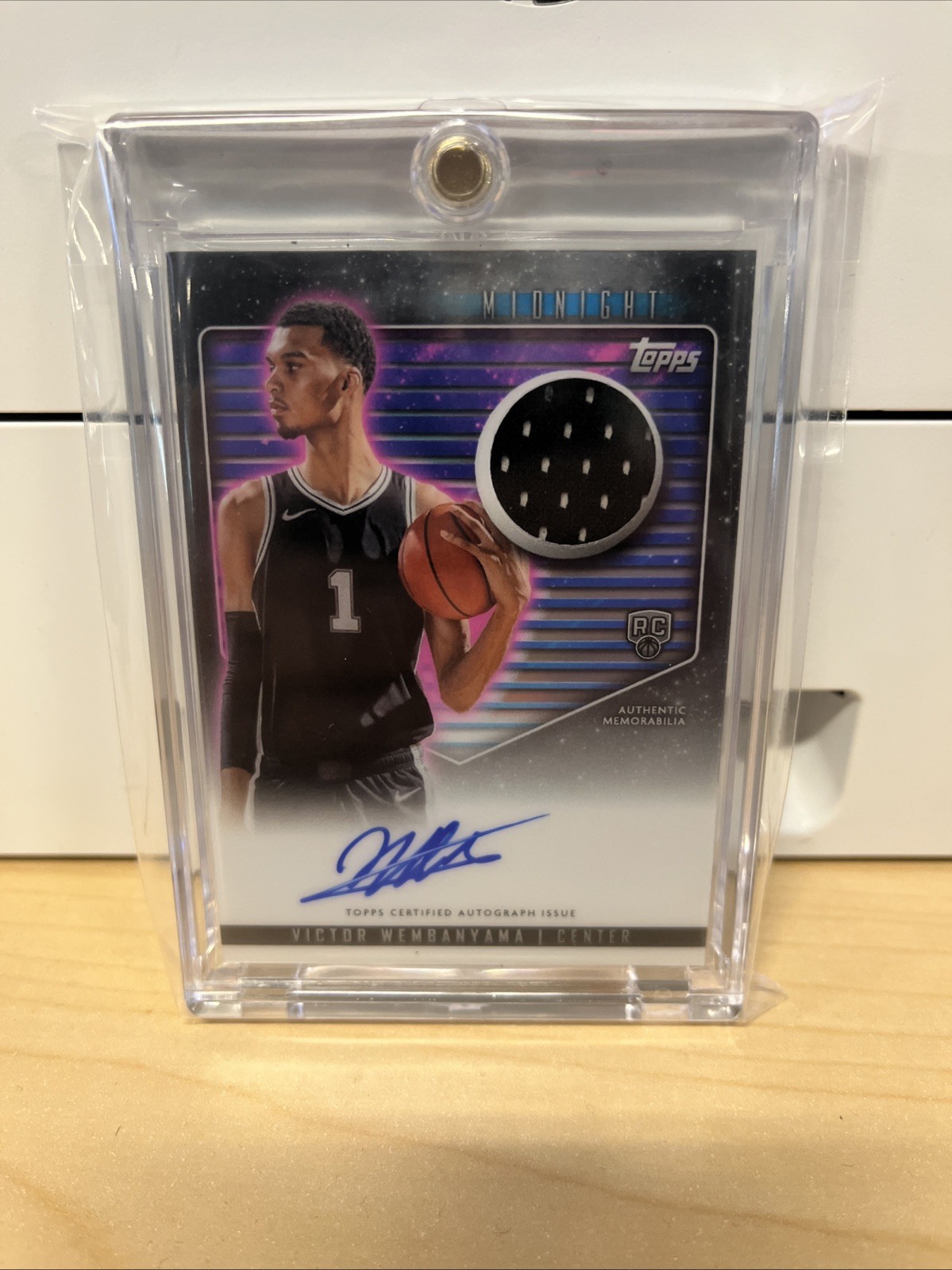 Victor Wembanyama 2023-24 Topps Midnight - Rookie Jersey Autographs #RJA-VW