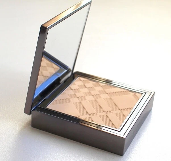Burberry fresh glow compact foundation Clearance