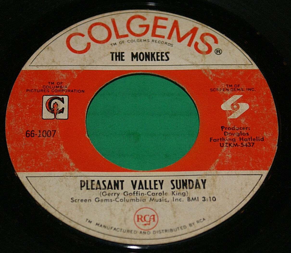 The Monkees 66-1007 Pleasant Valley Sunday Words 45 7" Record Michael Nesmith